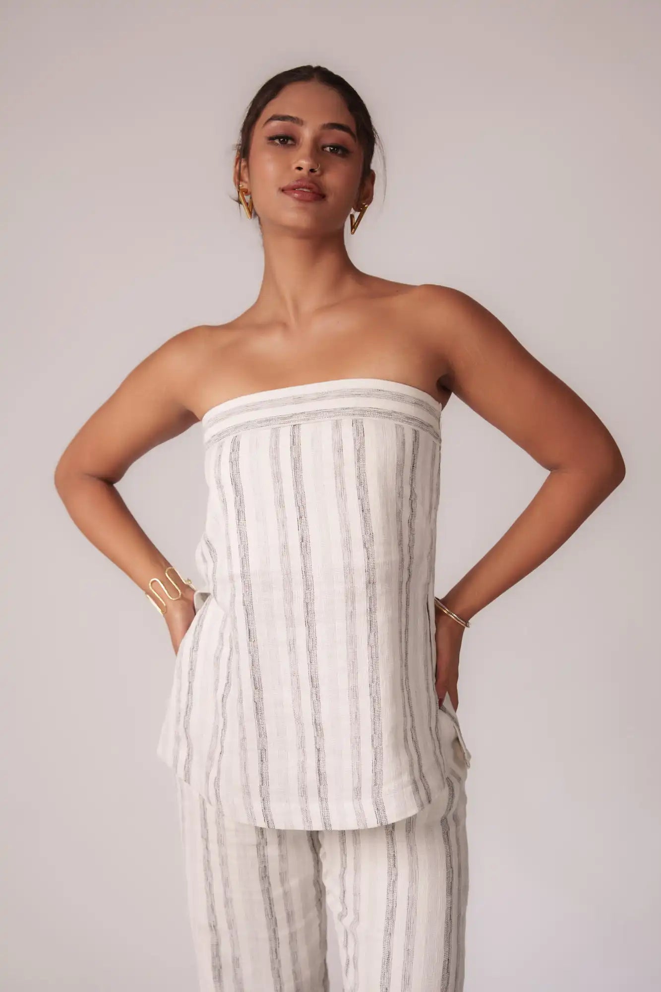 White and Black Striped Strapless Top by THE MRCH MUSE